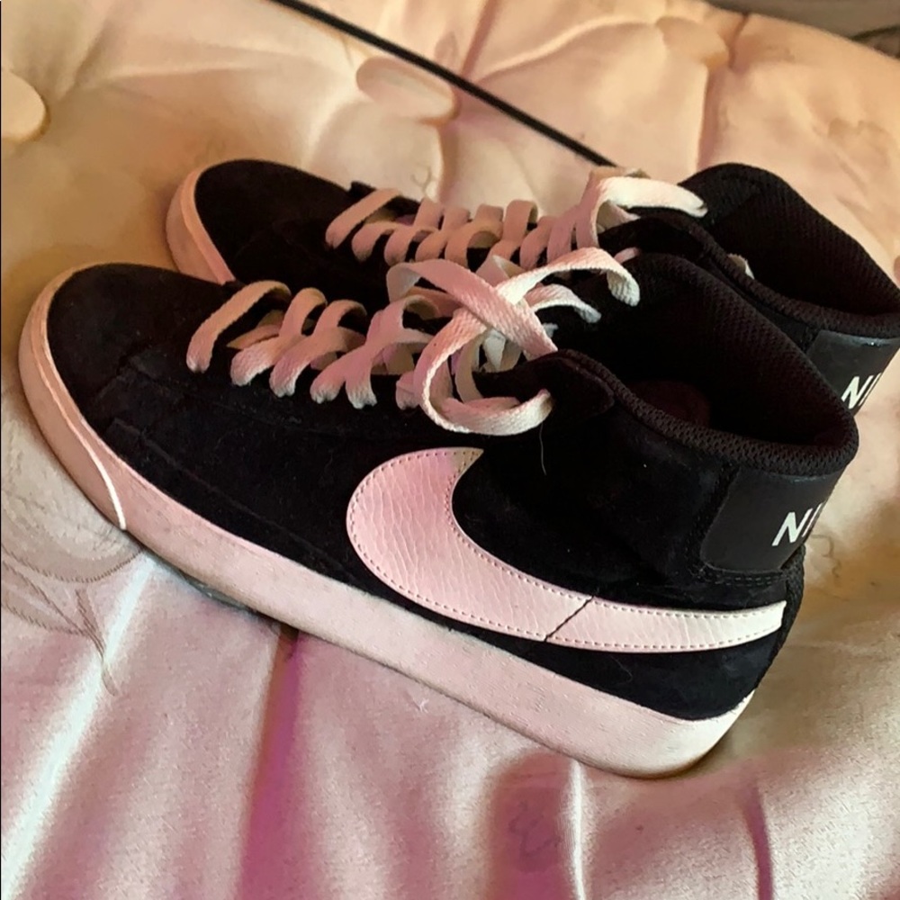 Nike Mid Blazer ‘77 Black - Picture 3 of 4
